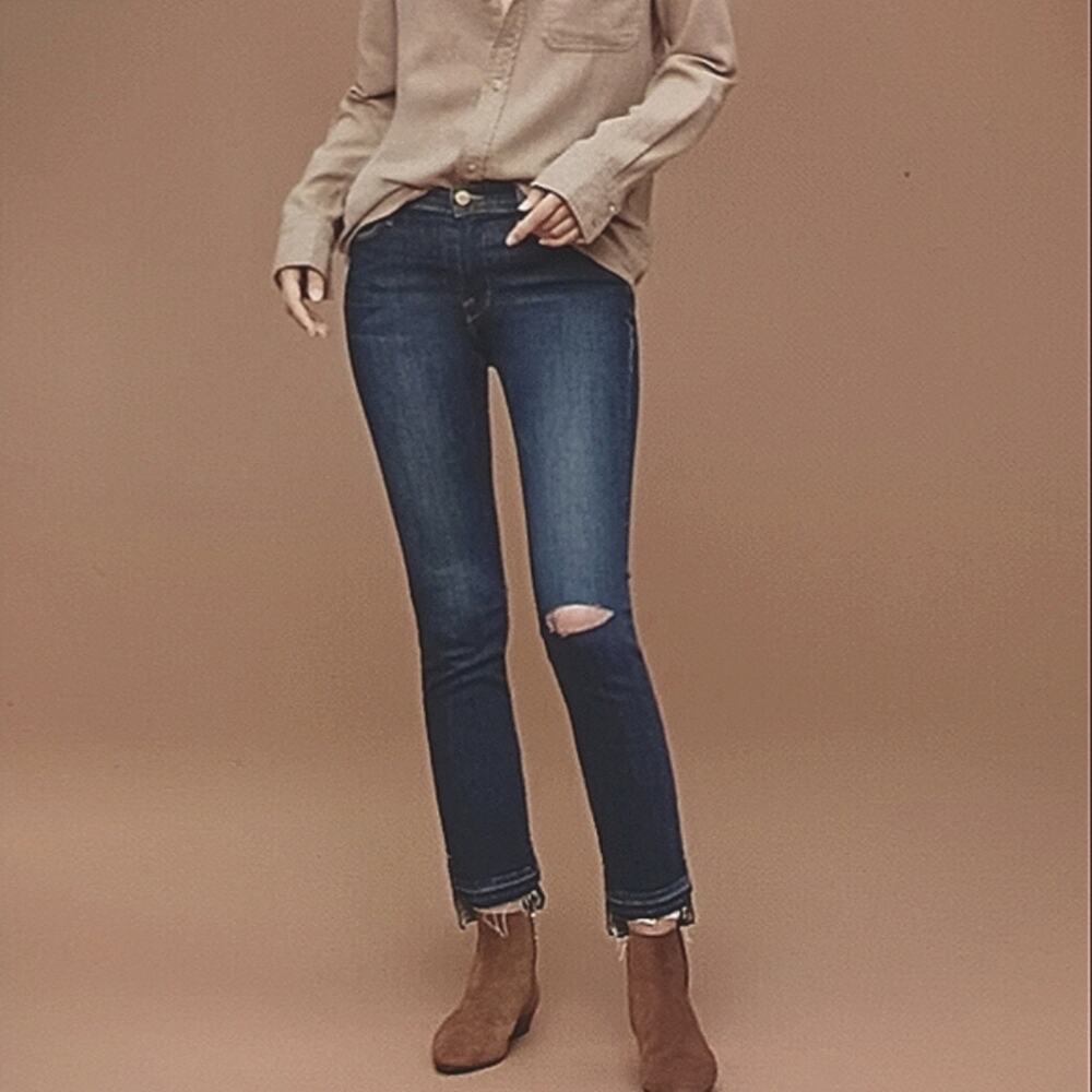 FRAME Denim Le High Straight Distressed Step Hem GUC $238   Size 26   J1643